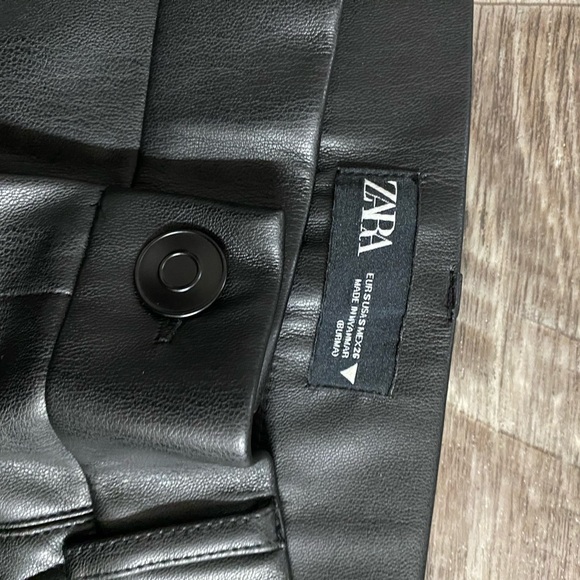Zara Pants Womens Small Black Faux Leather Skinny Ankle Zip - Picture 6 of 6